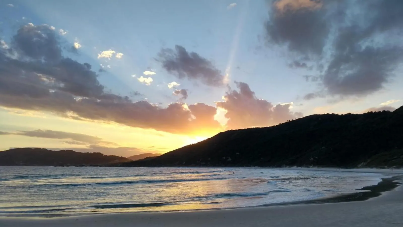 Estudio Labrador Do Canal Florianópolis 0*,  البرازيل